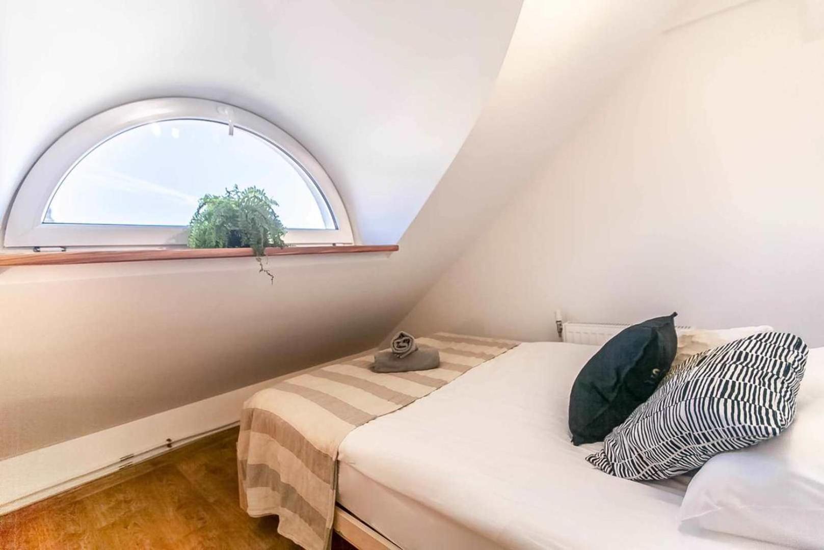 Rum i privatbostad Pokoje Minutka Do Monciaka *